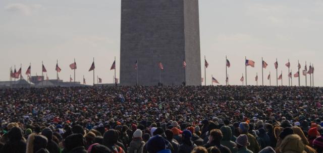 Monumental